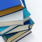 Przedszkolna biblioteczka marzeń: jak wybierać książki, które pokochają maluchy